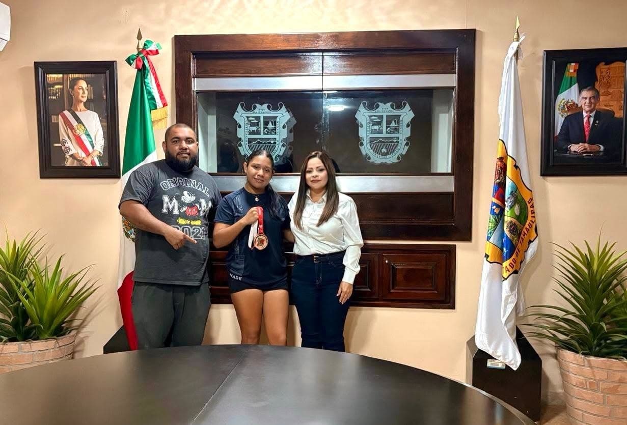 Reconoce alcaldesa Verónica Aguirre a boxeadora local