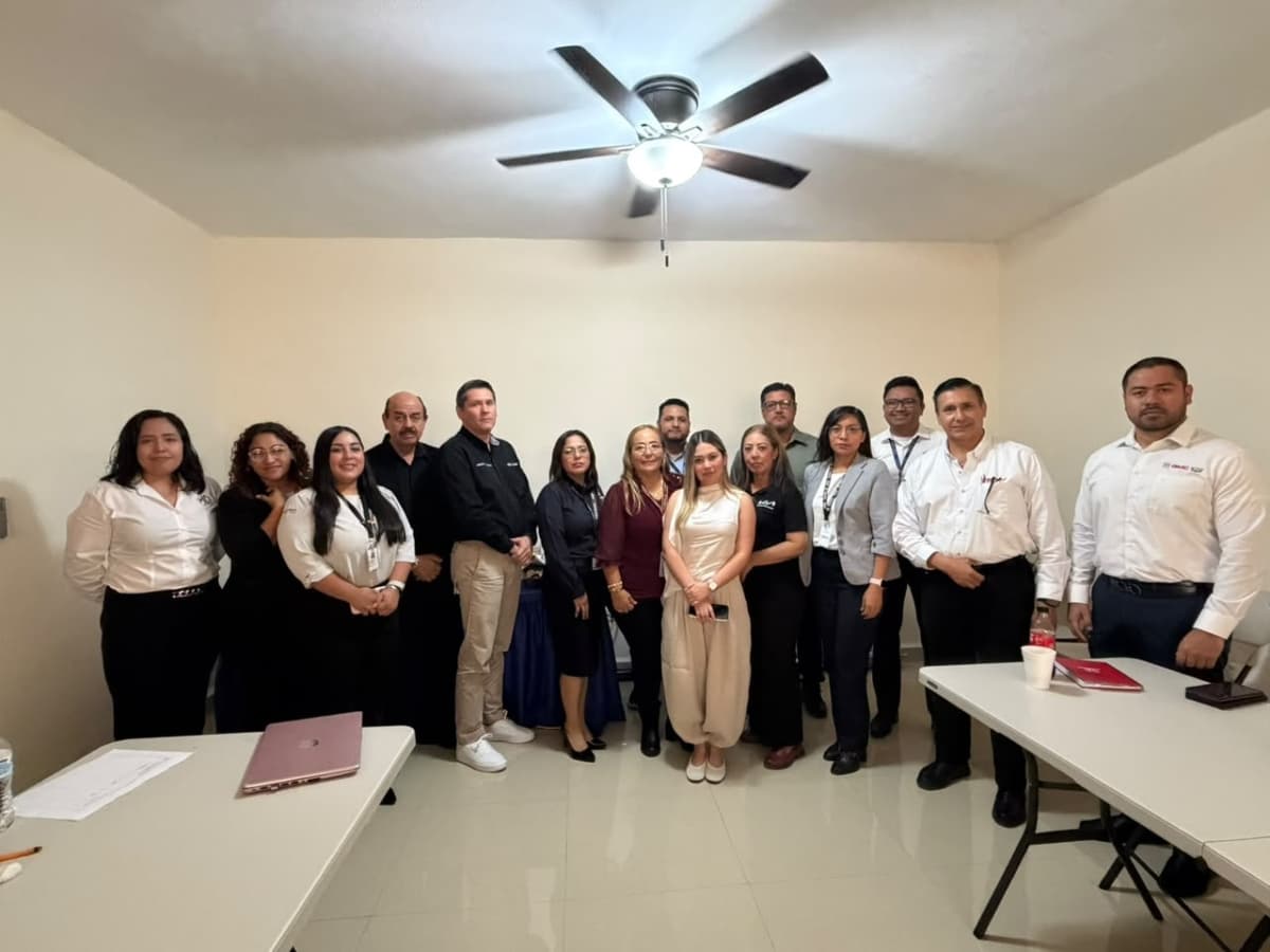 Ofrece STPS orientación laboral sobre riesgos psicosociales y Ley Silla 