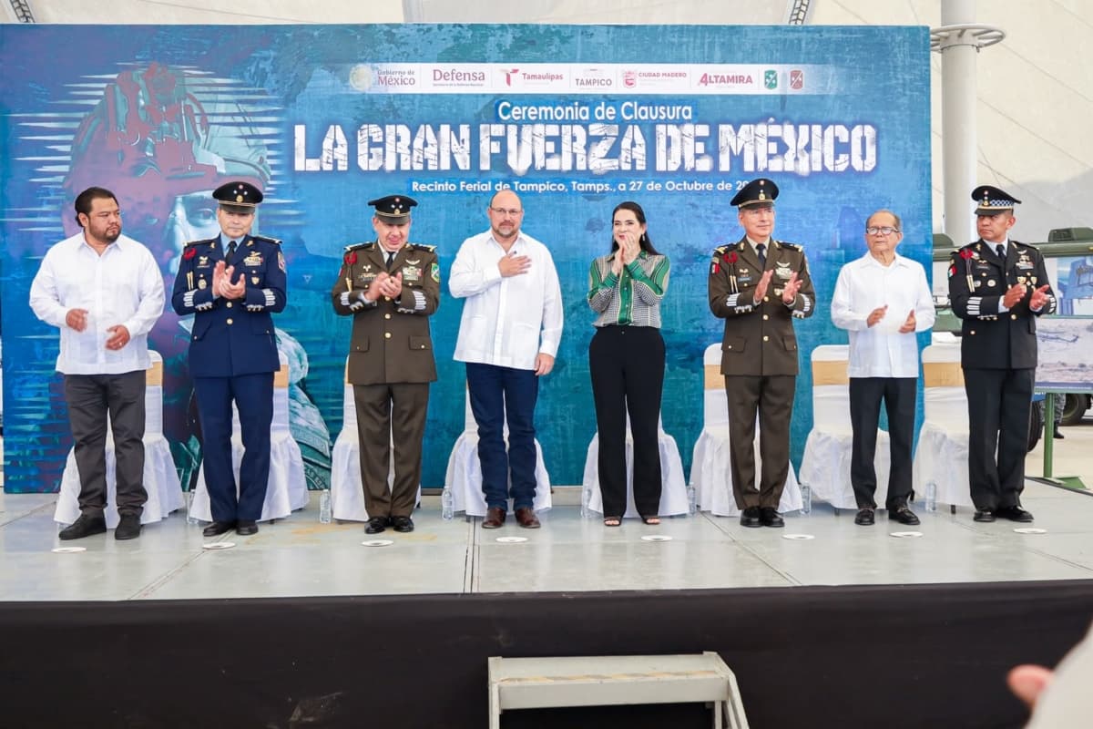 Clausura SGG exposición militar La Gran Fuerza de México en Tampico
