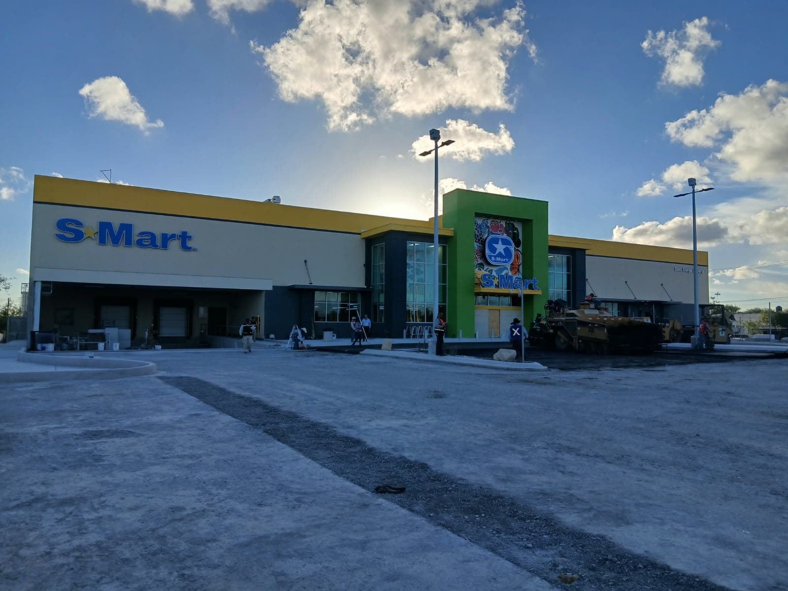 Avanza construcción de la tienda Smart
