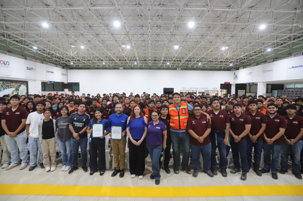 Capacitan UTTN y la empresa Fastenal a estudiantes para sus estadías profesionales