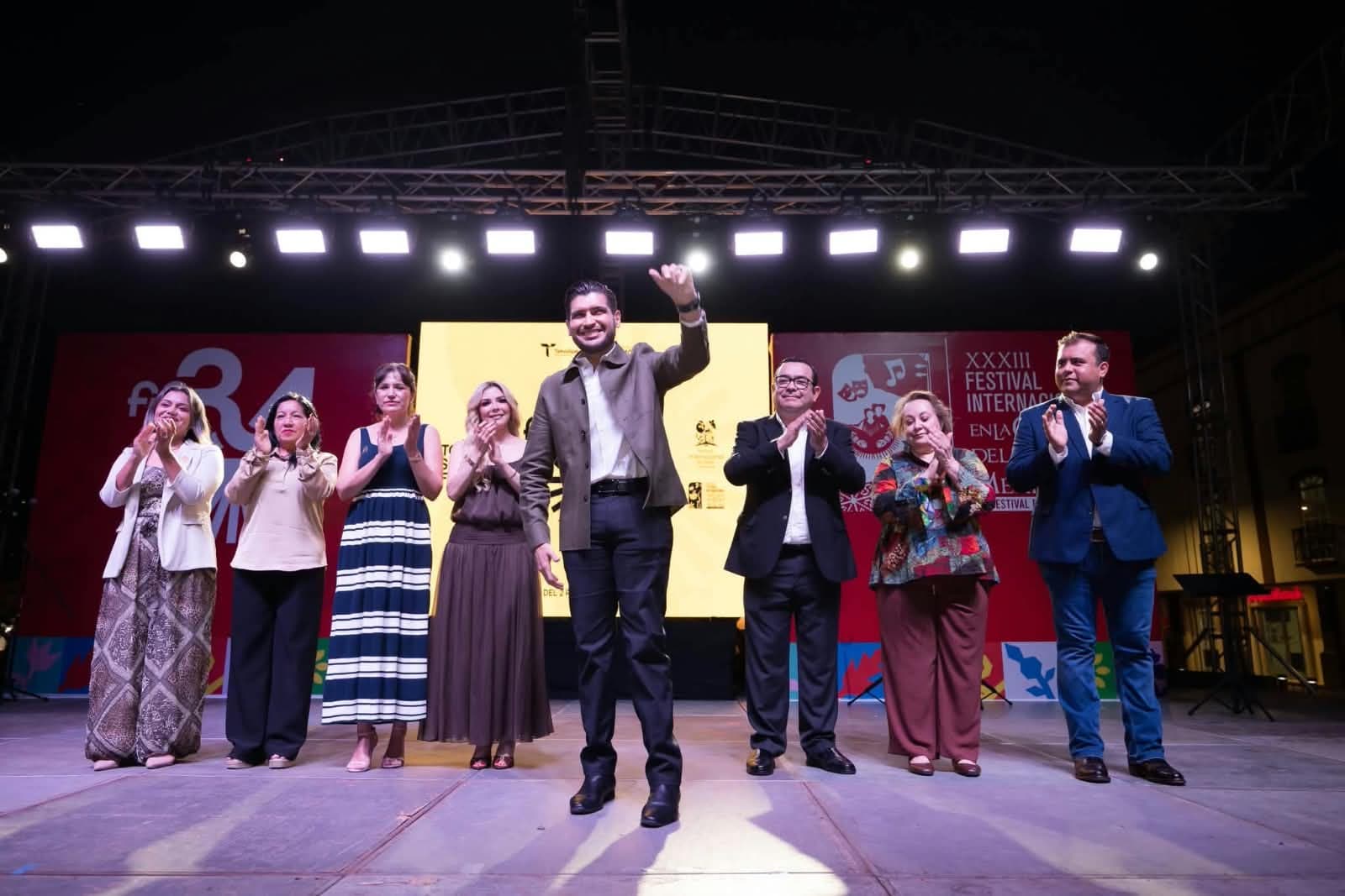 Beto Granados encabeza inauguración del Festival Internacional de Otoño y el Festival Internacional en la Costa del Seno Mexicano