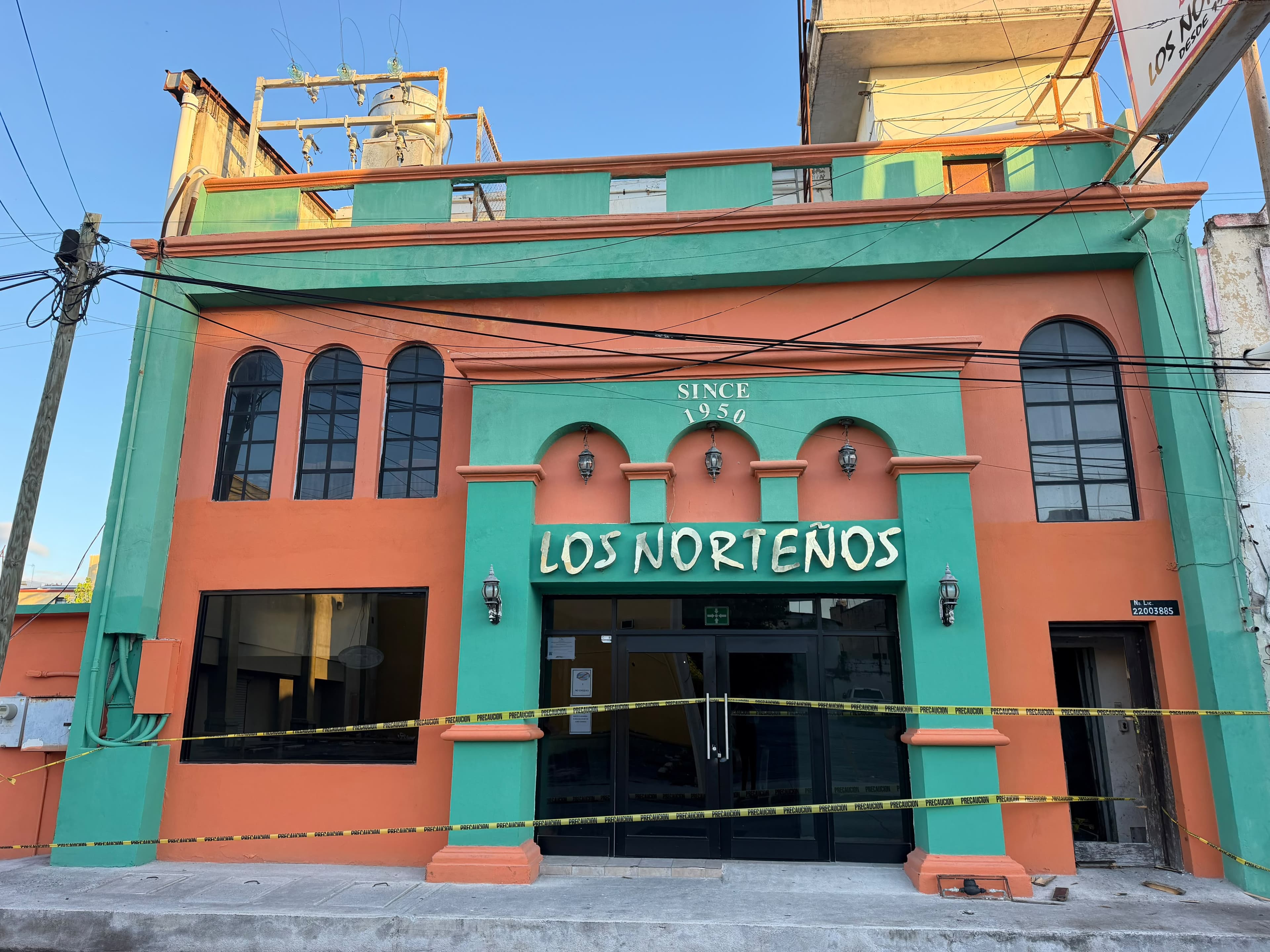 Presunto incendio en restaurante Los Norteños moviliza a bomberos durante la madrugada