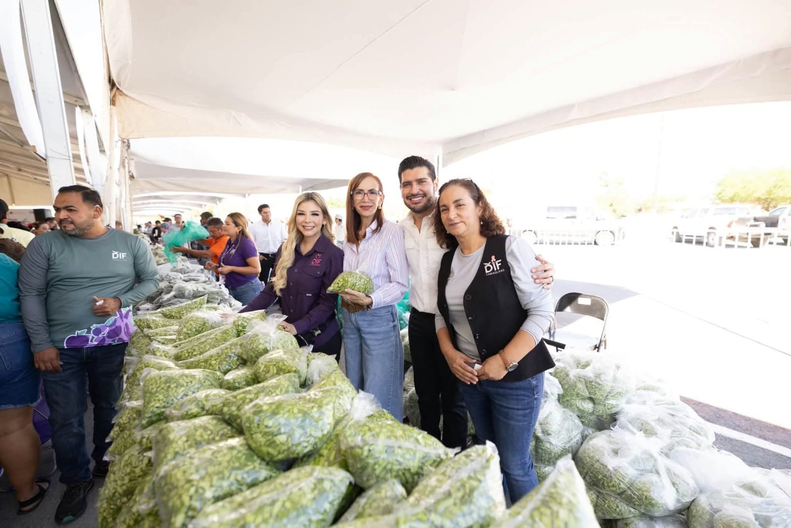 José Alberto Granados Fávila y el DIF Tamaulipas llevan la Feria Mercado de Alimentos “Come Bien y Vive Bien” a mil familias de Matamoros