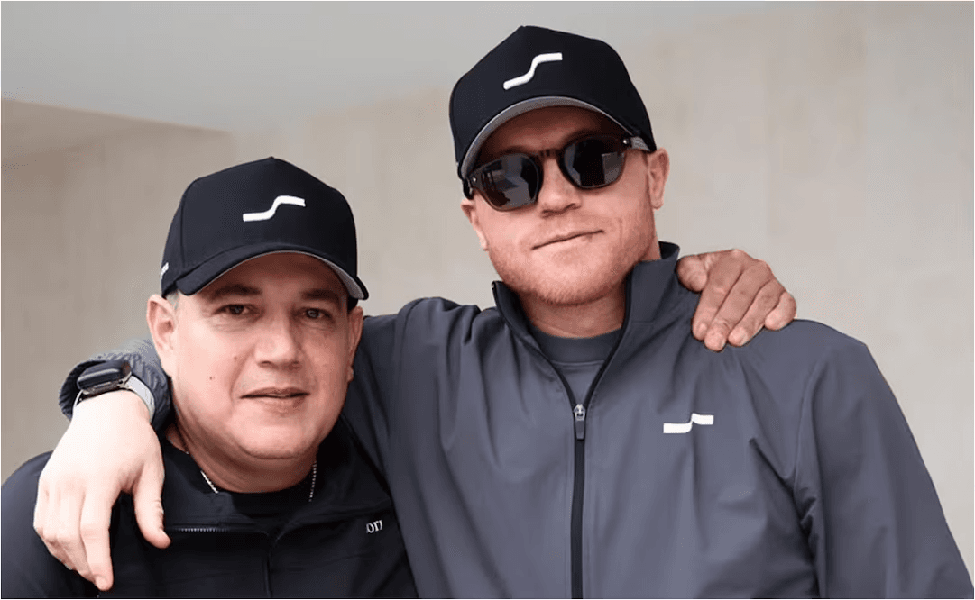 "Canelo" ya está en Arabia Saudita para su combate