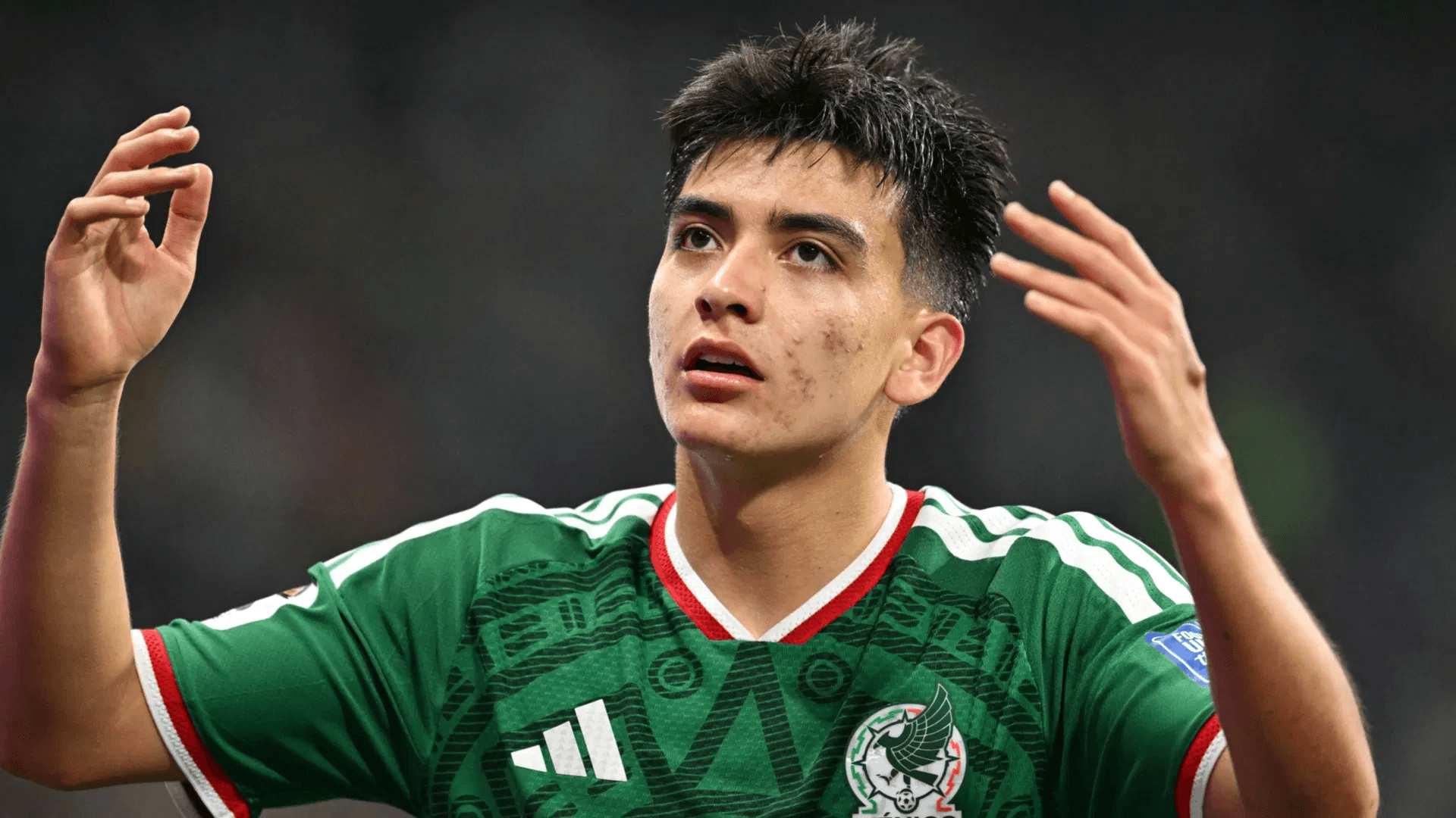 La Selección Mexicana tiene nuevo 10; Mora recibe responsabilidad