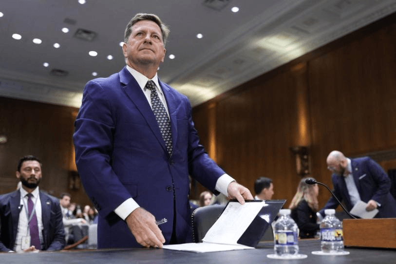 Trump crea la 'Fuerza de Super Inteligencia' con Jay Clayton como nuevo zar de la IA