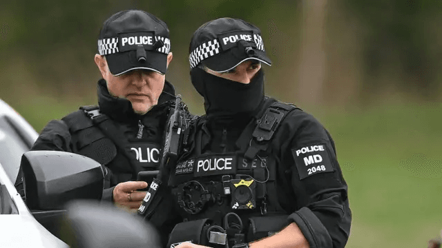 Ya hay detenidos por atentado a base aérea británica